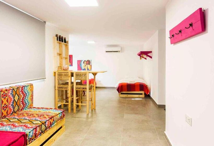 کلبه ییلاقی, Old Town Guest Houses