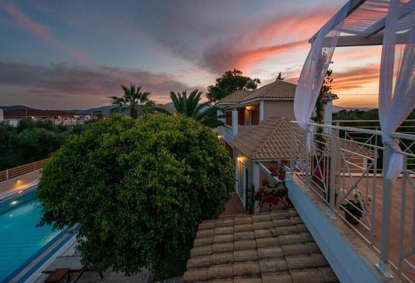 سوییت خانوادگی, Aeolos Boutique Hotel And Suites