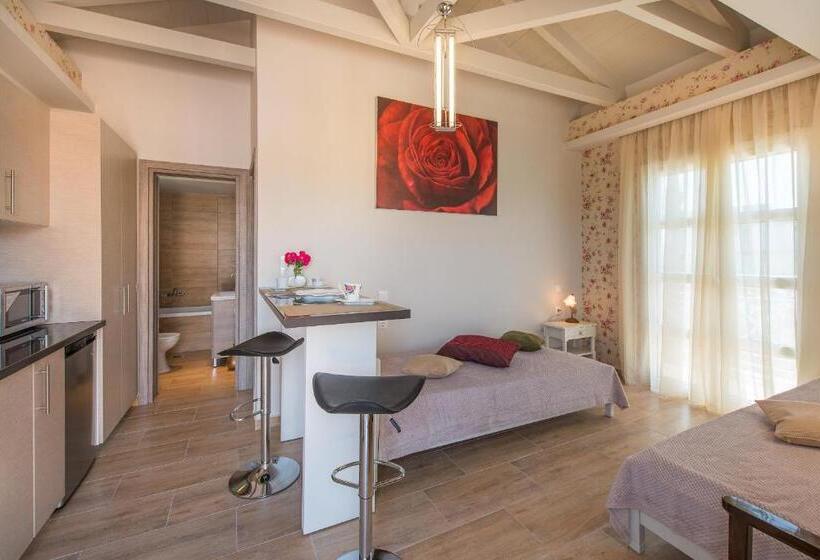 سوییت خانوادگی, Aeolos Boutique Hotel And Suites