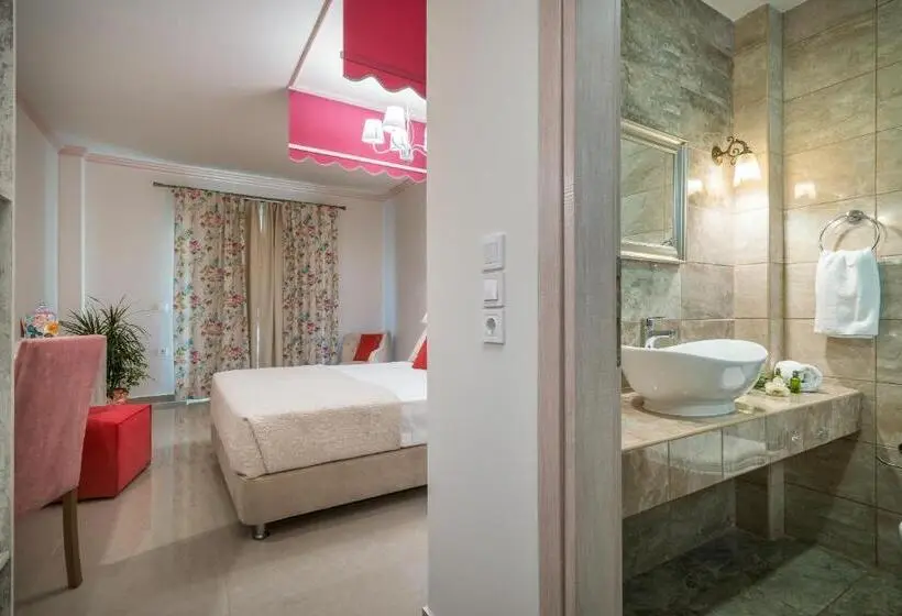 سوییت جونیور با چشم‌انداز استخر, Aeolos Boutique Hotel And Suites
