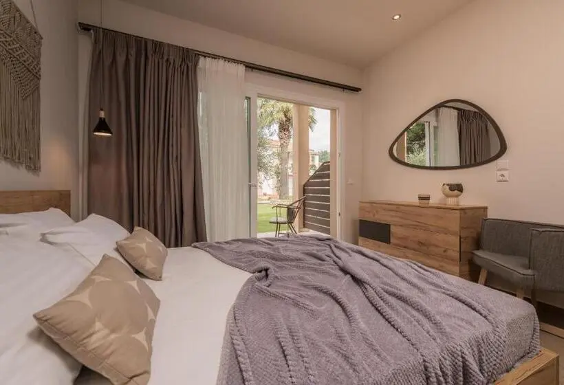 اتاق استاندارد سه نفره, Aeolos Boutique Hotel And Suites