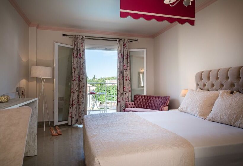 سوییت جونیور با چشمانداز استخر, Aeolos Boutique Hotel And Suites