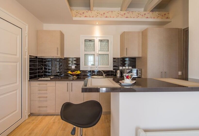 سوییت خانوادگی, Aeolos Boutique Hotel And Suites