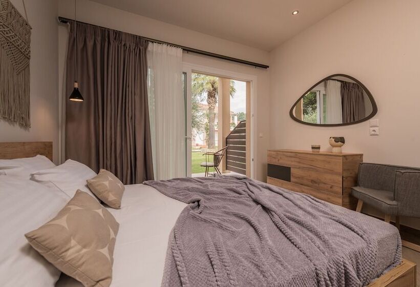 اتاق استاندارد سه نفره, Aeolos Boutique Hotel And Suites