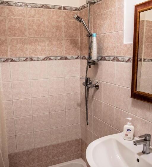 اتاق استاندارد با تخت بزرگ, B&b Caravello