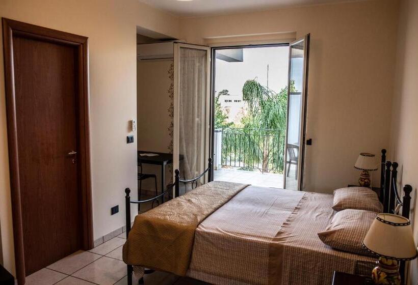 اتاق استاندارد با تخت بزرگ, B&b Caravello