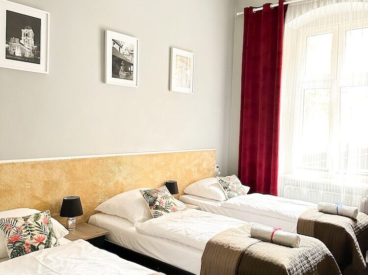 コンフォートトリプルルーム, Expolis Residence   City Center Mtp Targi   24h #betterthanyourex