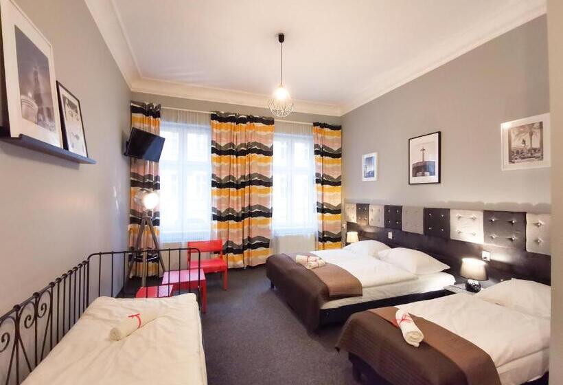 プレミアム4ベッドルーム, Expolis Residence   City Center Mtp Targi   24h #betterthanyourex