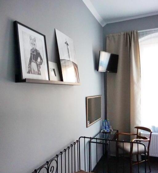 コンフォートルーム, Expolis Residence   City Center Mtp Targi   24h #betterthanyourex