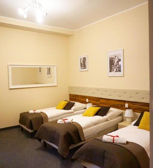 スタンダードトリプルルーム, Expolis Residence   City Center Mtp Targi   24h #betterthanyourex