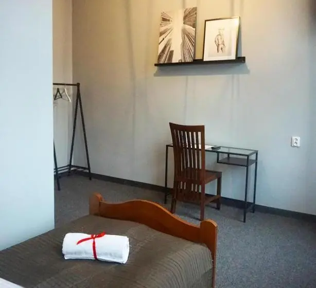 اتاق استاندارد یک نفره, Expolis Residence   City Center Mtp Targi   24h #betterthanyourex