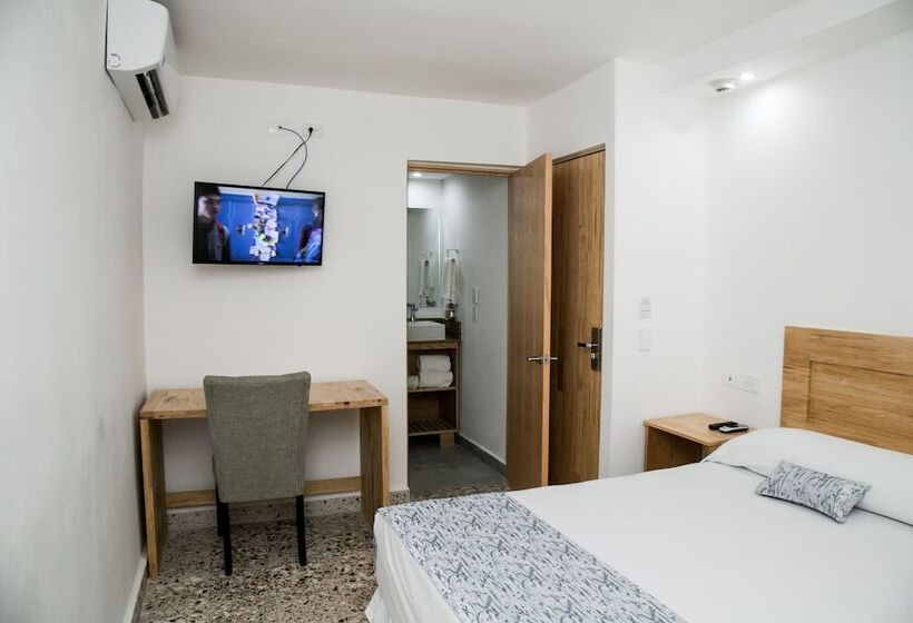 חדר דלוקס, Booking 500