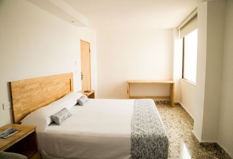 חדר דלוקס, Booking 500