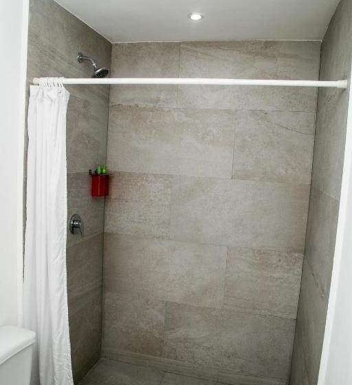 Quarto Estandar, Booking 500