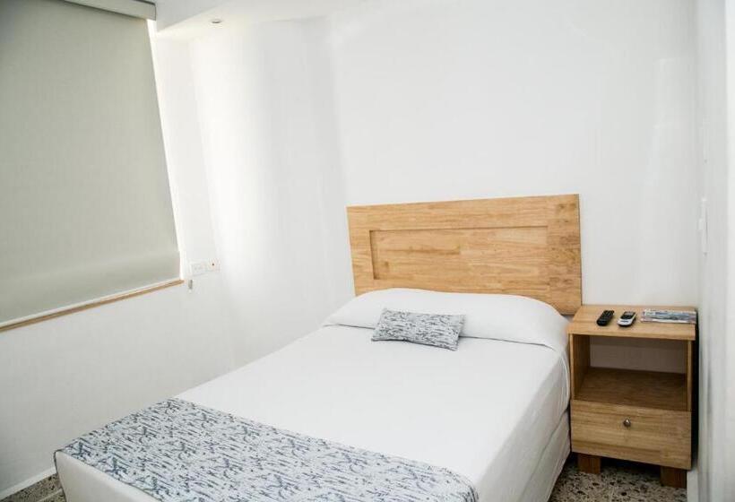 חדר סטנדרט, Booking 500