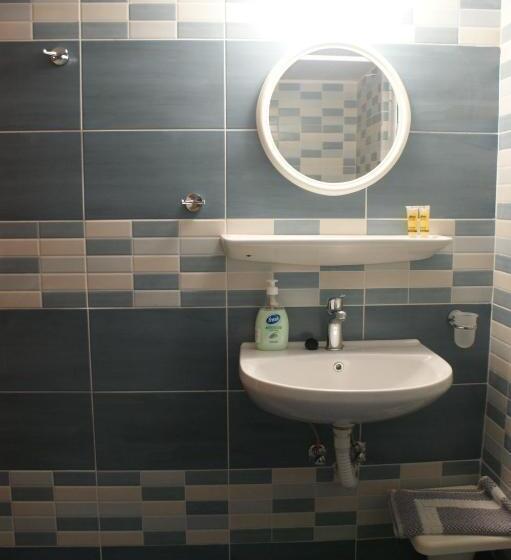 غرفة قياسية, Eleftheria