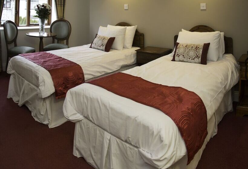 חדר דלוקס, The Coach House