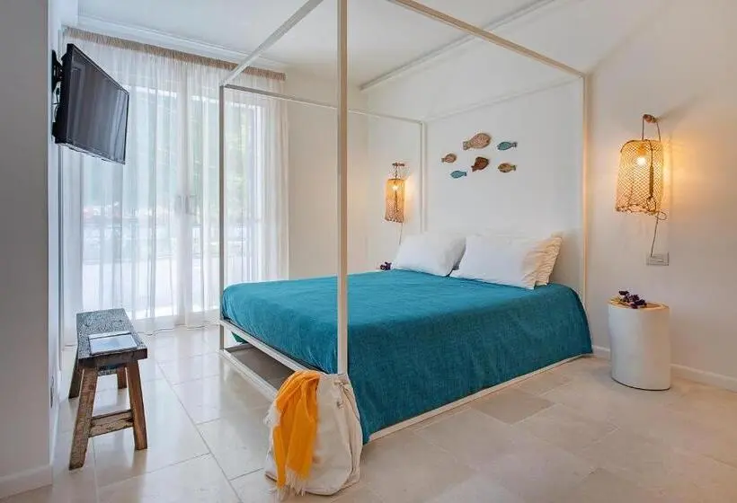 デラックスルーム, Doneduà B&b