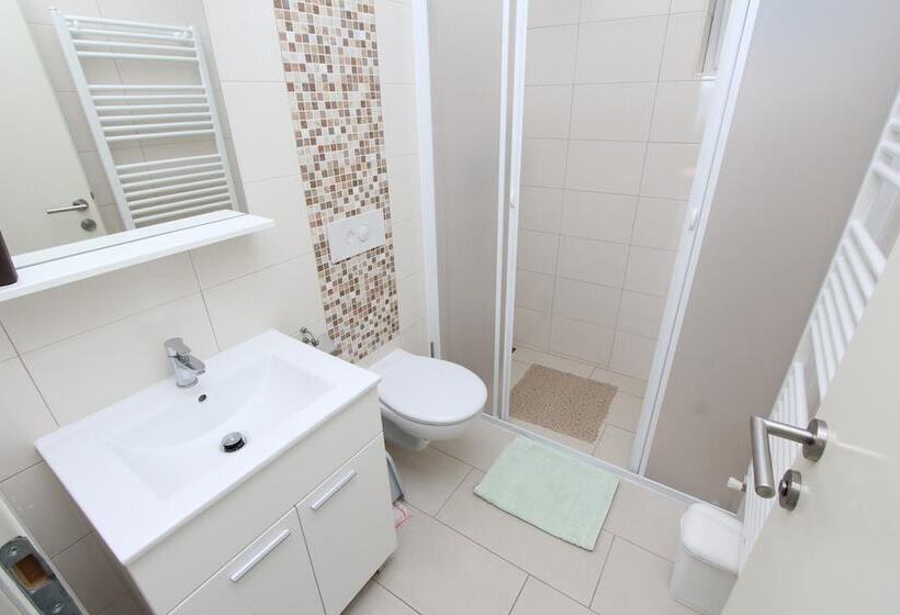 شقة غرفة واحدة, Rooms And Apartments Bella Vista