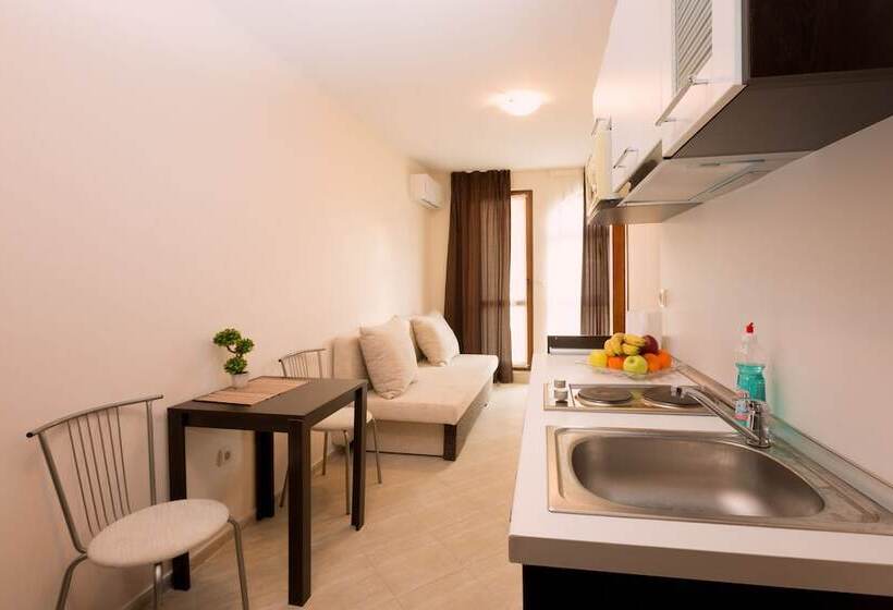 기본룸, Sea Palace Sozopol