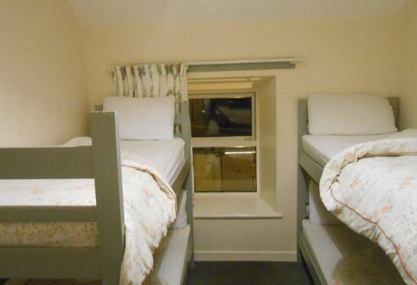 Кровать в Общей Комнате, Lahinch Hostel