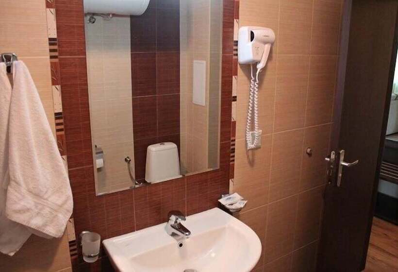 شقة أساسية غرفة واحدة, Nevada Apart