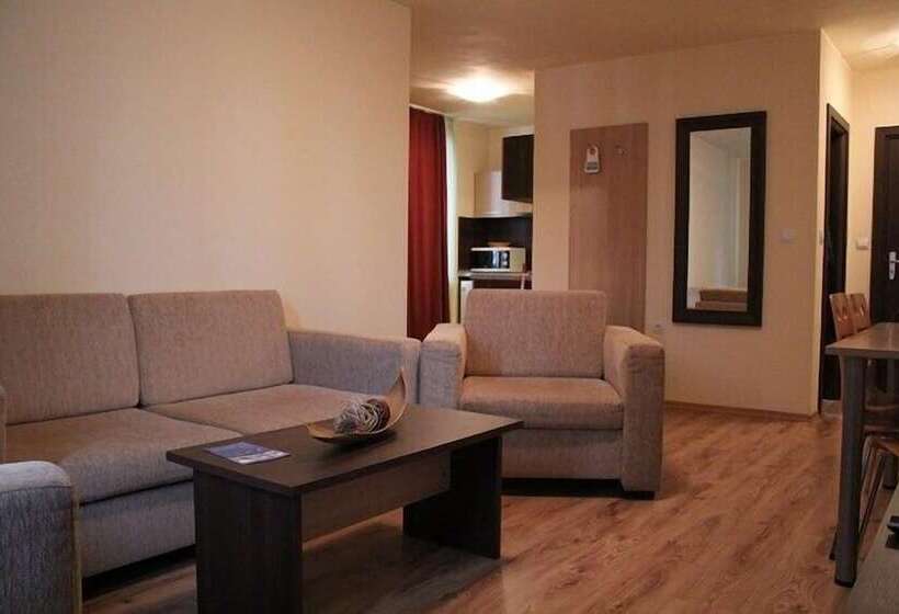 شقة أساسية غرفة واحدة, Nevada Apart