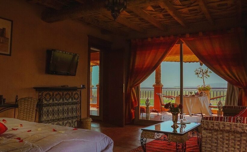 スイート, Dar Amoudou