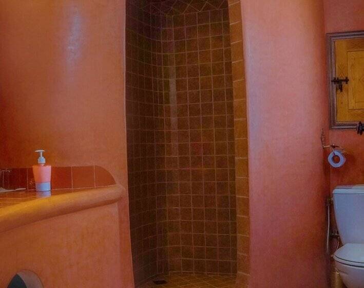 スイート, Dar Amoudou