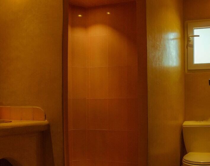 スタンダードトリプルルーム, Dar Amoudou