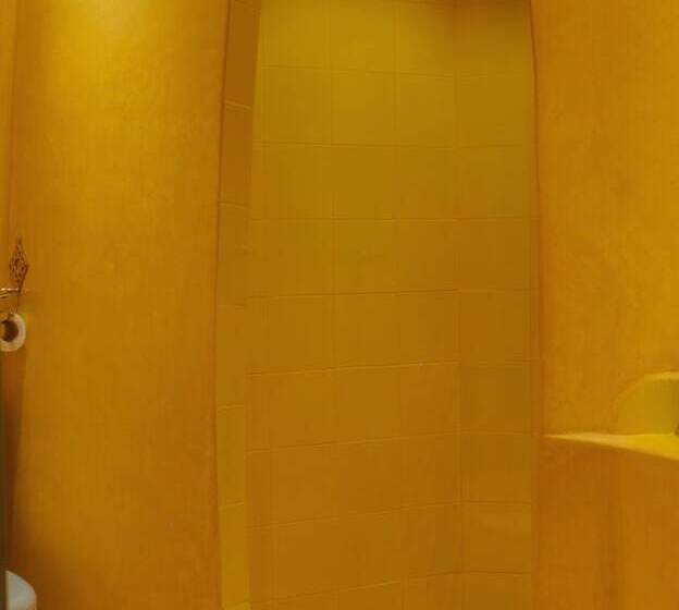 スタンダードトリプルルーム, Dar Amoudou