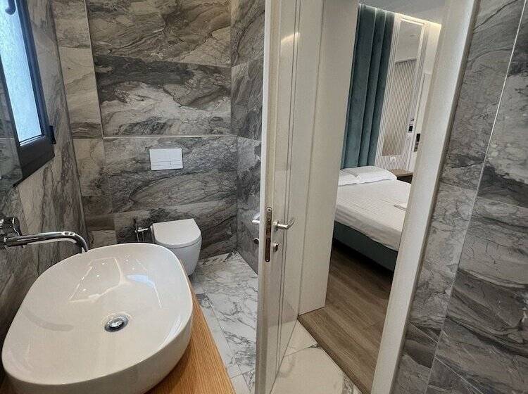 غرفة ديلوكس ثلاثية, Ilio Boutique