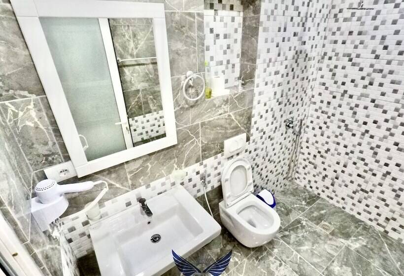 غرفة ديلوكس ثلاثية, Ilio Boutique