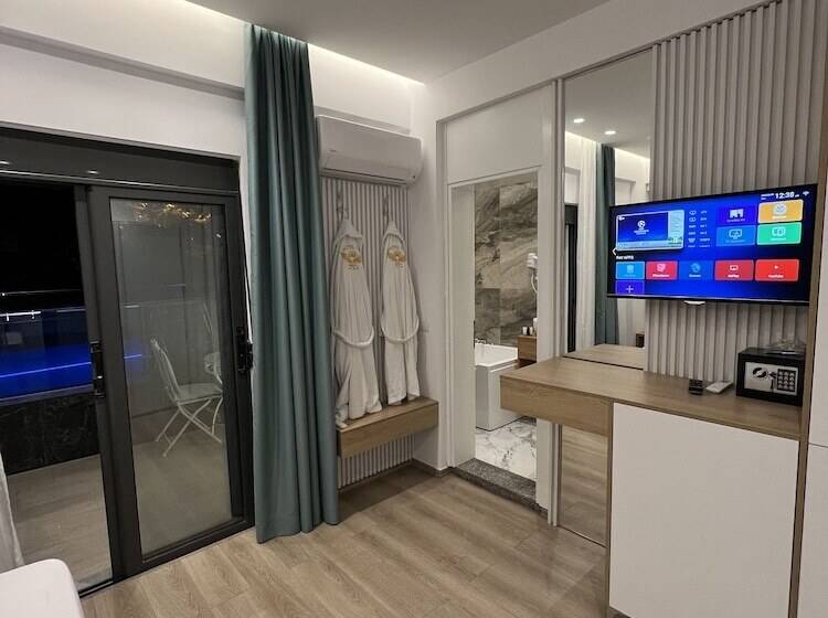 غرفة سوبيريور مزود بجاكوزى, Ilio Boutique