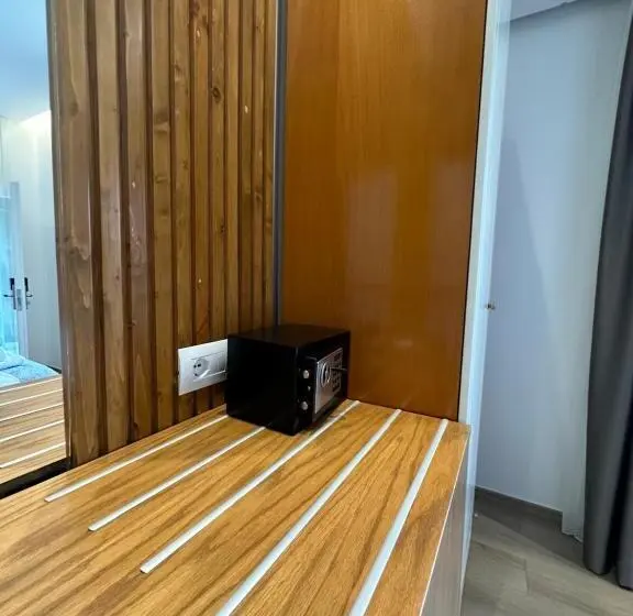 اتاق سوپریور با تخت بزرگ, Ilio Boutique