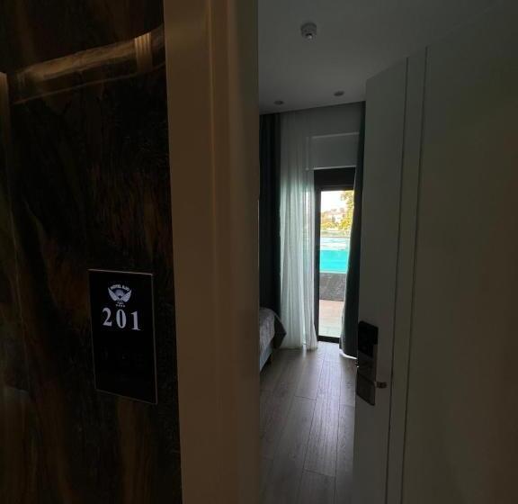 غرفة سوبيريور مزود بجاكوزى, Ilio Boutique