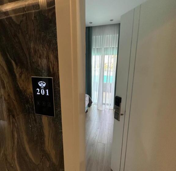 غرفة سوبيريور مزود بجاكوزى, Ilio Boutique