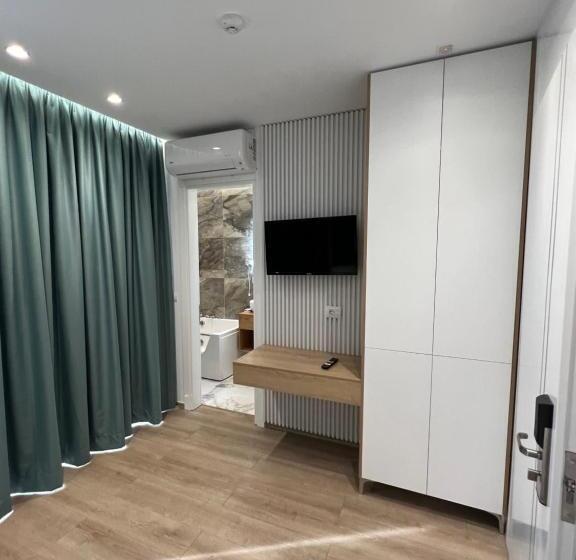 غرفة سوبيريور مزود بجاكوزى, Ilio Boutique