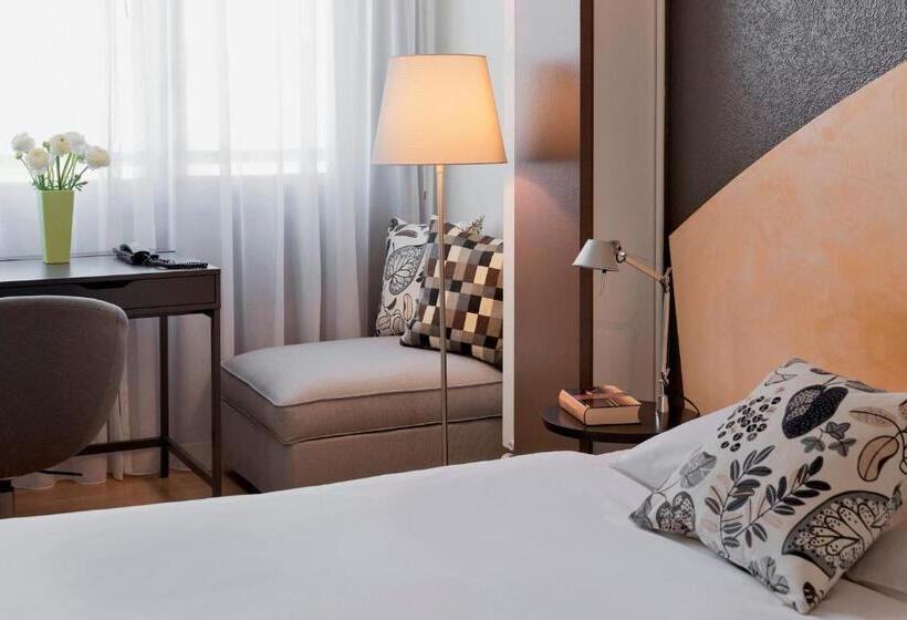 商务房间, La Pergola