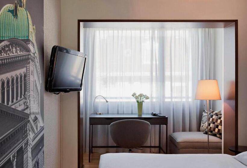 古典房间, La Pergola