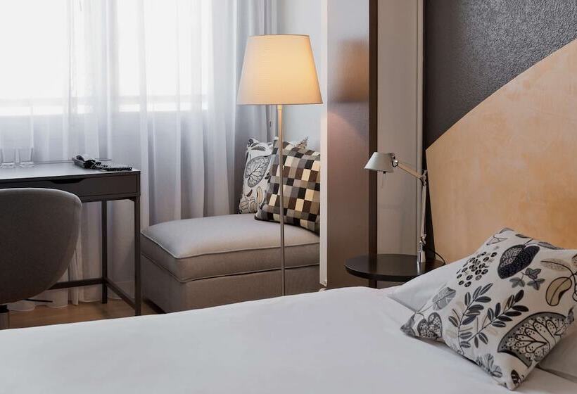 商务房间, La Pergola