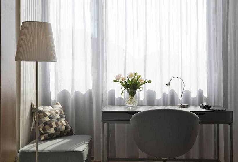 舒适型房间, La Pergola