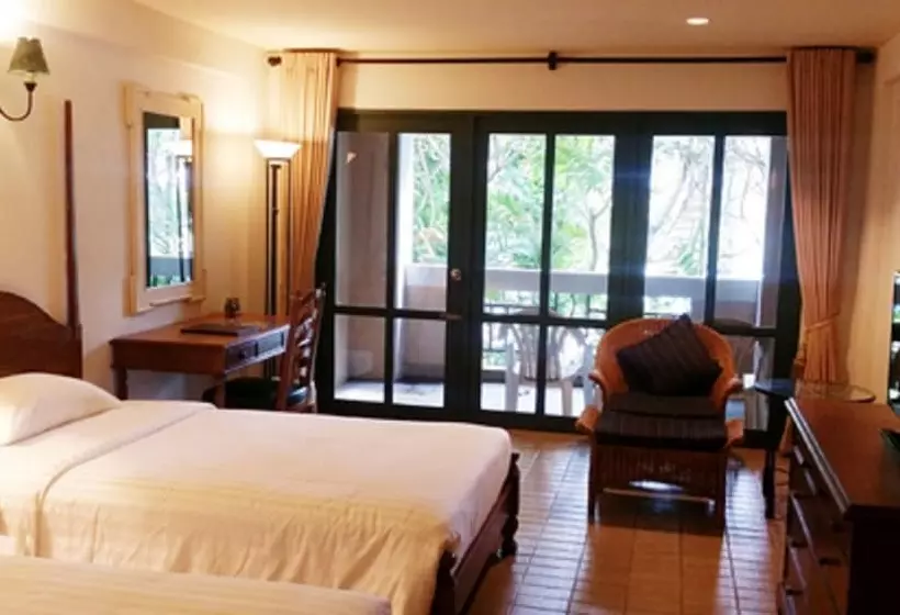 اتاق سوپریور, Lake View Resort & Golf Club