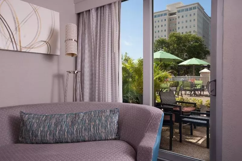 اتاق پرمیوم, Mövenpick Hotel Geneva