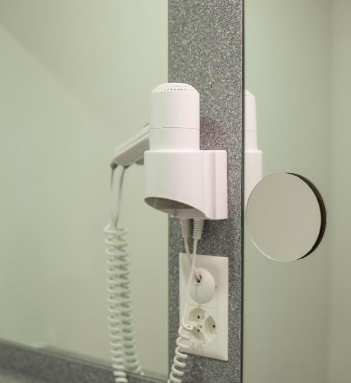 غرفة قياسية, Restaurant Resslirytti