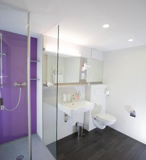 غرفة قياسية, Restaurant Resslirytti