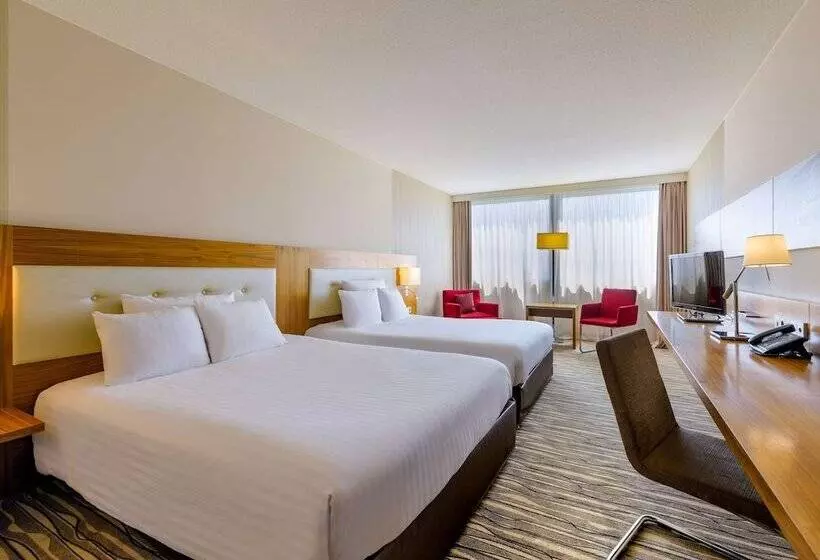 اتاق لوکس, Mövenpick Hotel Geneva