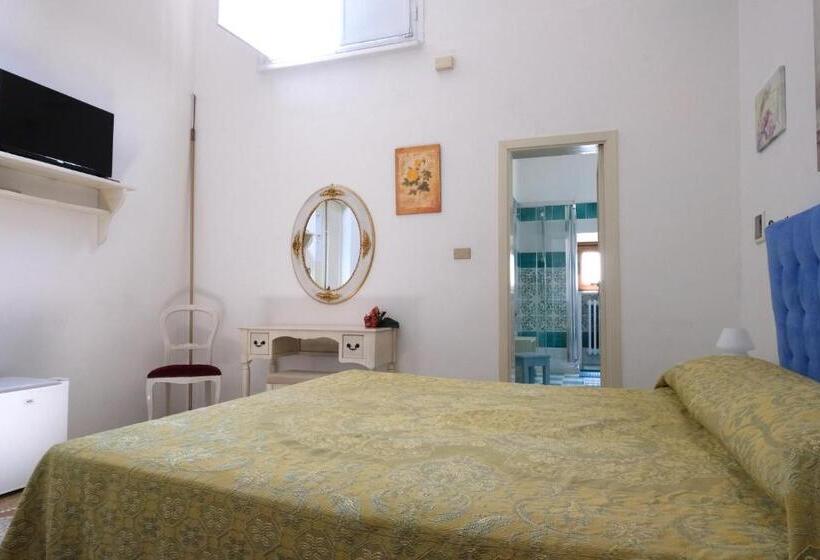 Номер Стандарт, Ugento Dimora