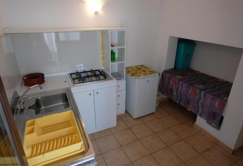 スタンダード4人部屋, Ugento Dimora