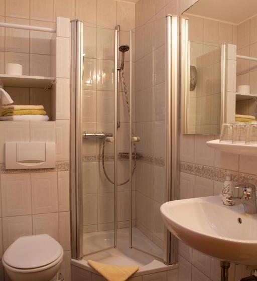 スタンダードルーム, Am Elisabethufer